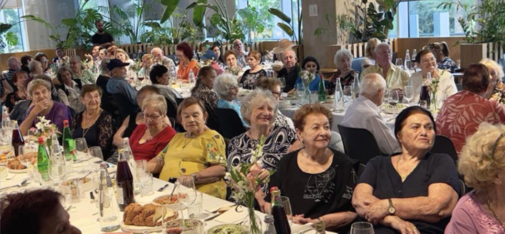 ליונס גור אריה גבעתיים בקפה ארופה לשורדי שואה